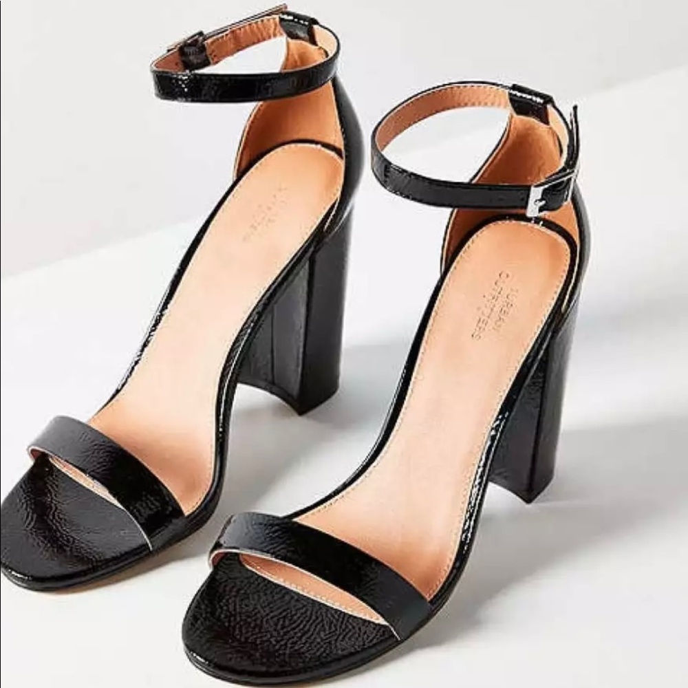 Urban outfitters block heel sandals.  Size 8